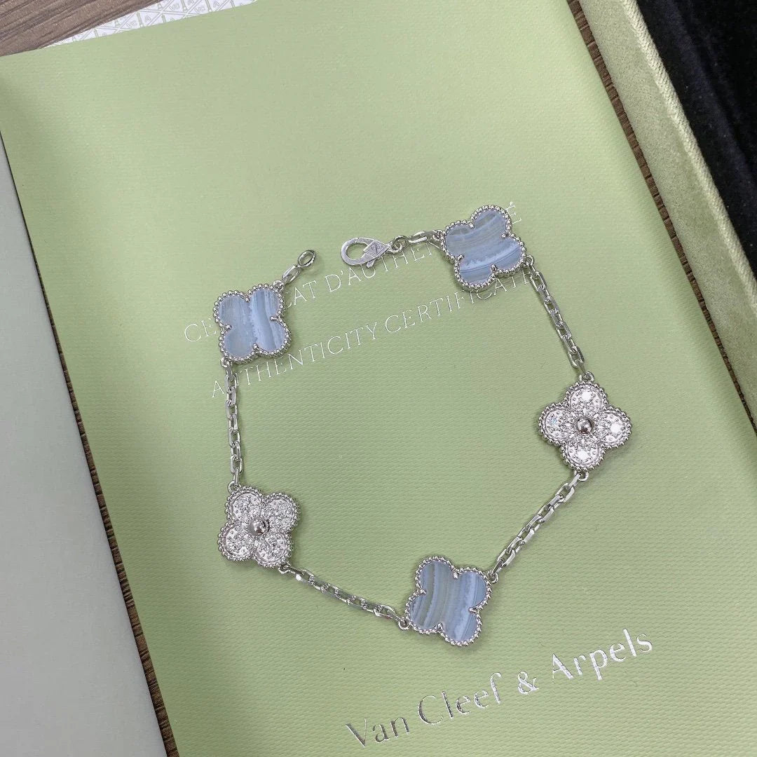 [Gaonasi] CLOVER 5 MOTIF PURPLE CHALCEDONY BRACELET COLLECTION