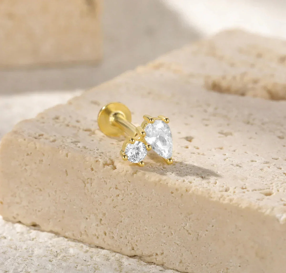[Gaonasi]Kate Flat Back Diamond Stud