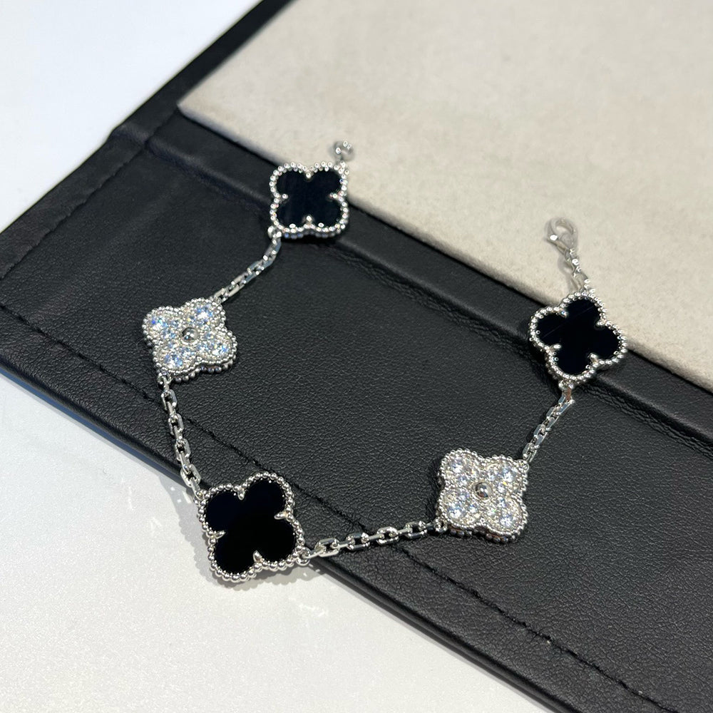 [Gaonasi] CLOVER 5 MOTIF ONYXS BRACELET COLLECTION