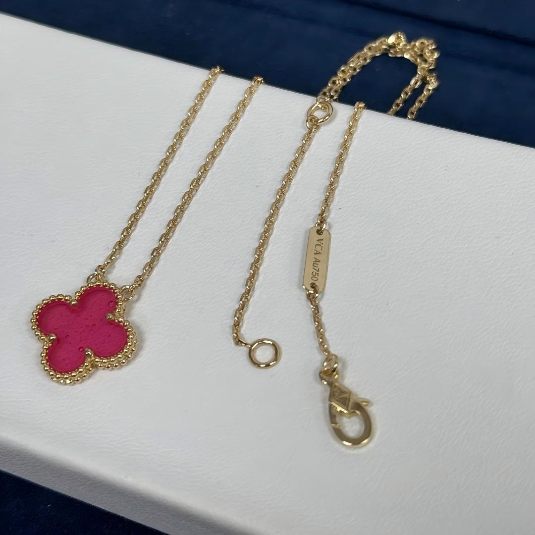 [Cadisa] NEW CLOVER 15MM PINK ENAMEL NECKLACE