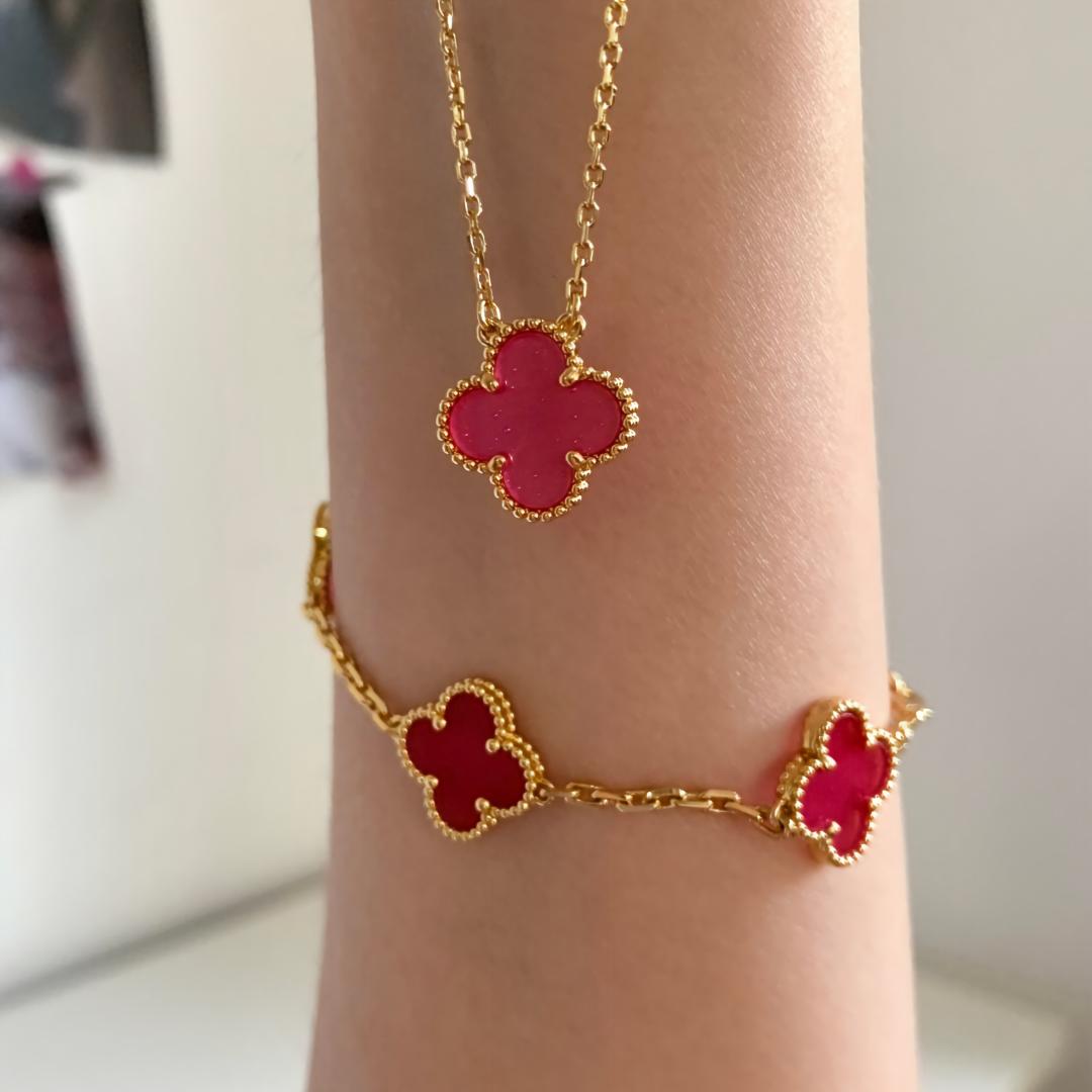 [Cadisa] NEW CLOVER 15MM PINK ENAMEL NECKLACE