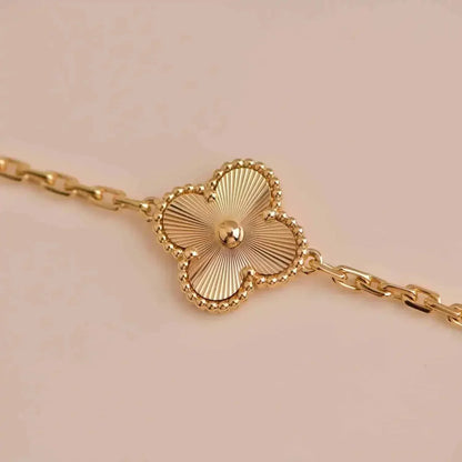 [Gaonasi] CLOVER 5 MOTIF LASER BRACELET COLLECTION