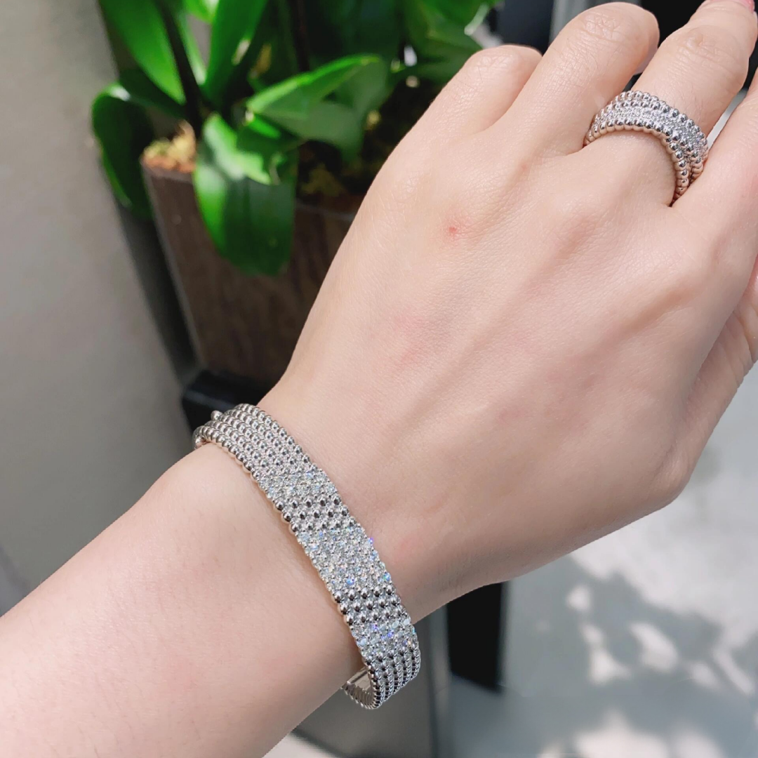 [GAONASI]  FIVE-ROW DIAMOND BRACELET