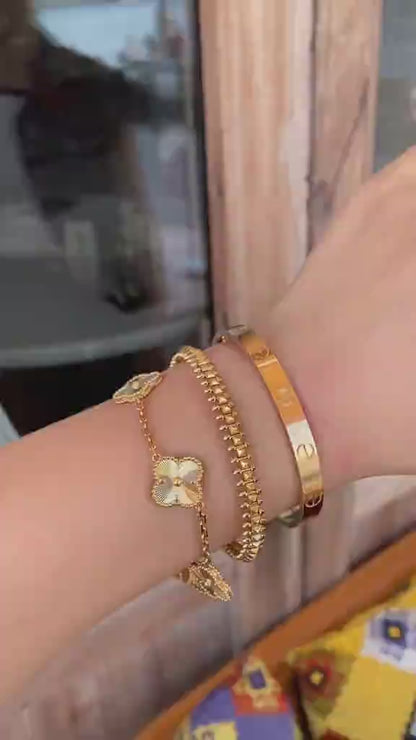 [Cadisa] CLASH & Clover Laser 5-Motif & LOVE Brushed Bracelet Stack Set