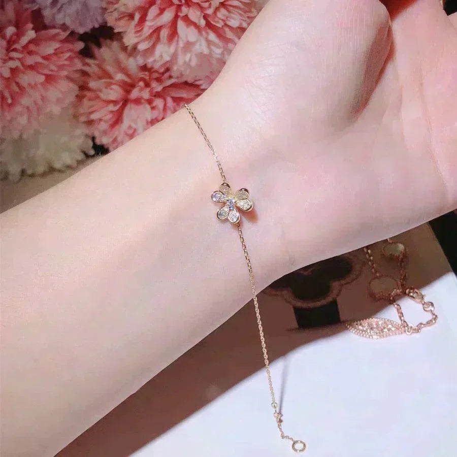 [Gaonasi]FRIVOLE GOLD FLOWER DIAMOND BRACELET