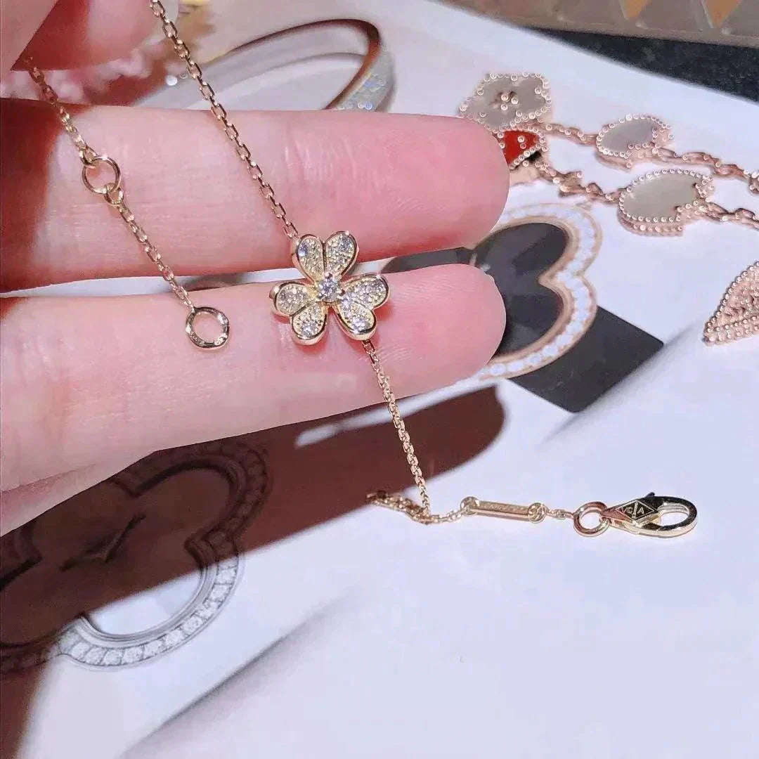 [Gaonasi]FRIVOLE GOLD FLOWER DIAMOND BRACELET