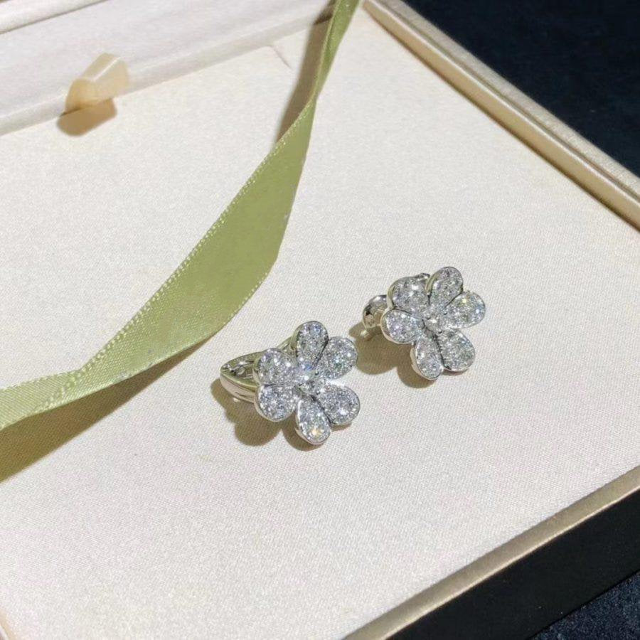 [Gaonasi]FRIVOLE SILVER FLOWER DIAMOND EARRINGS