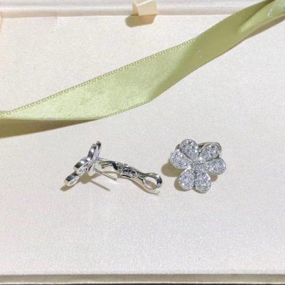 [Gaonasi]FRIVOLE SILVER FLOWER DIAMOND EARRINGS
