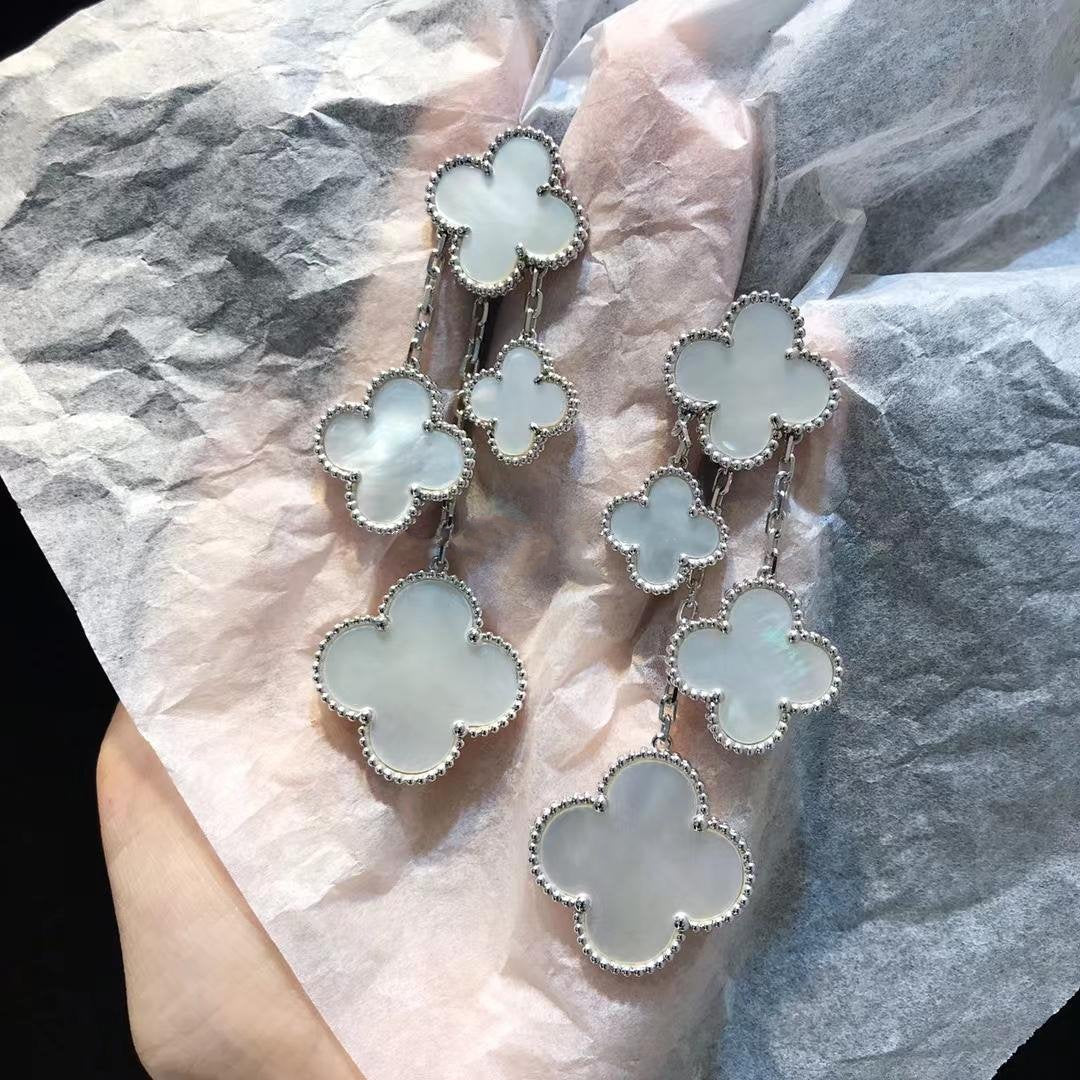 [Gaonasi]CLOVER EARRINGS WHITE MOP 4 MOTIFS SILVER
