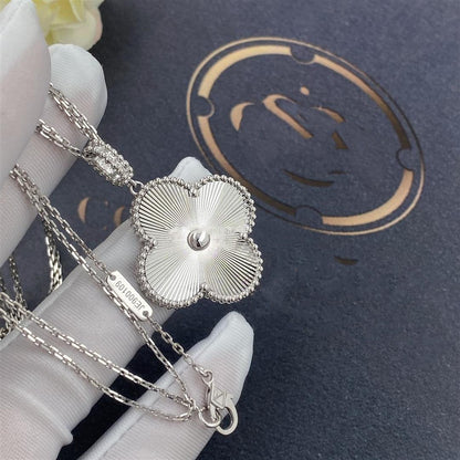 [Gaonasi]CLOVER 25MM SILVER BIG CLOVER NECKLACE