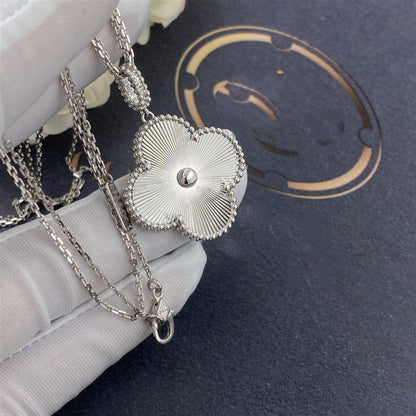 [Gaonasi]CLOVER 25MM SILVER BIG CLOVER NECKLACE