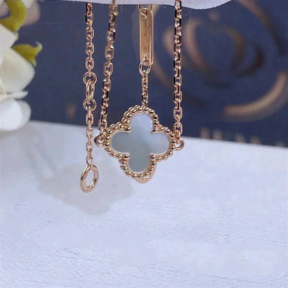 [Gaonasi]CLOVER WHITE MOP SINGLE FLOWER BRACELET