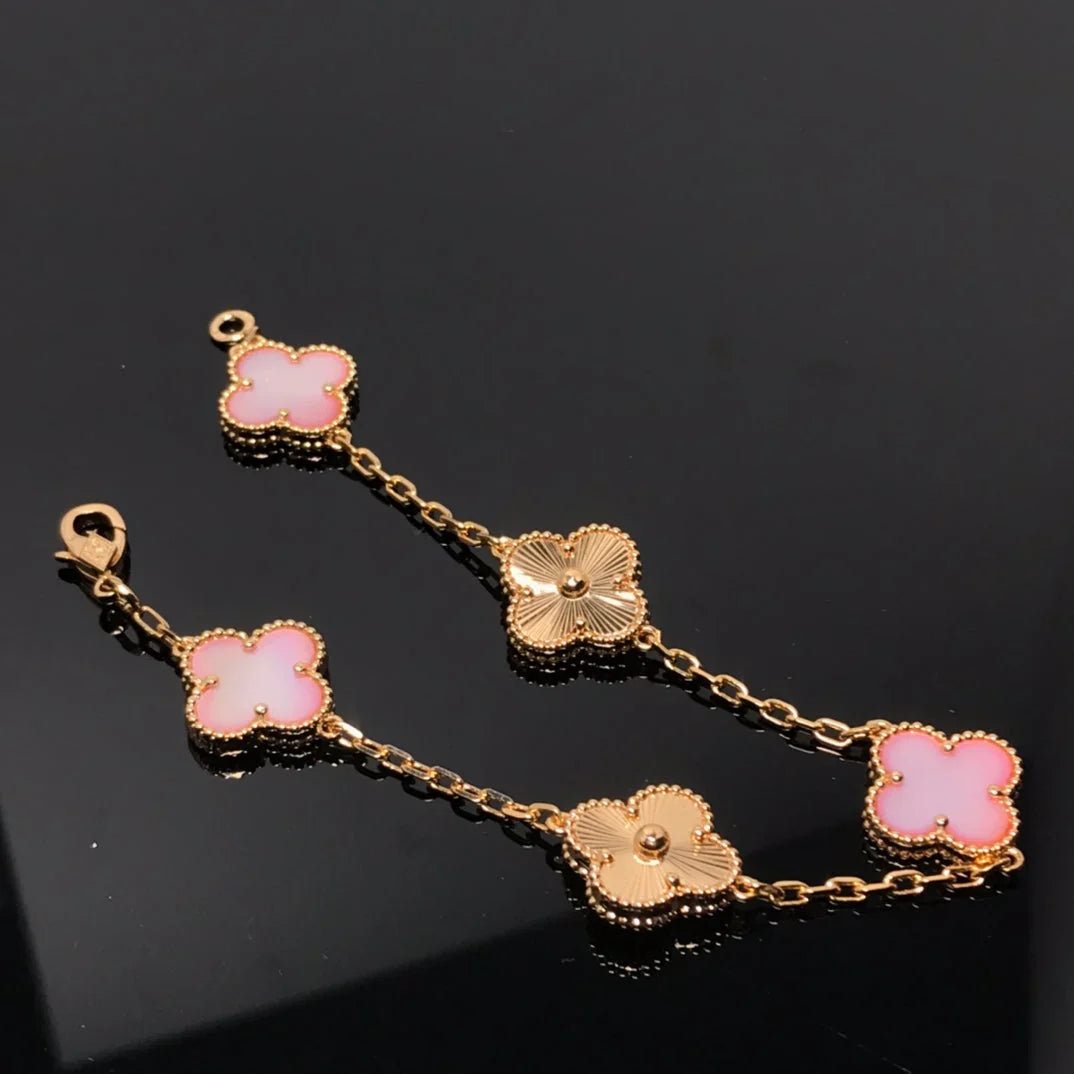 [Gaonasi] CLOVER 5 MOTIFS  PINK MOP BRACELET COLLECTION
