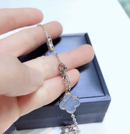 [Gaonasi]CLOVER 10 MOTIFS CHALCEDONY DIAMONDS SILVER NECKLACE